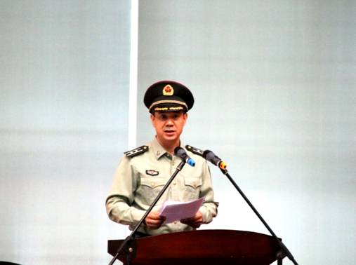 杜曉劍匯報(bào)軍訓(xùn)成果.jpg
